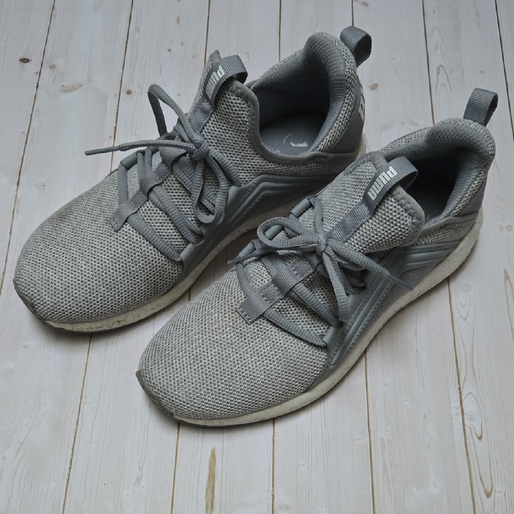 Puma Women's Size 8 Gray Mesh Sneakers